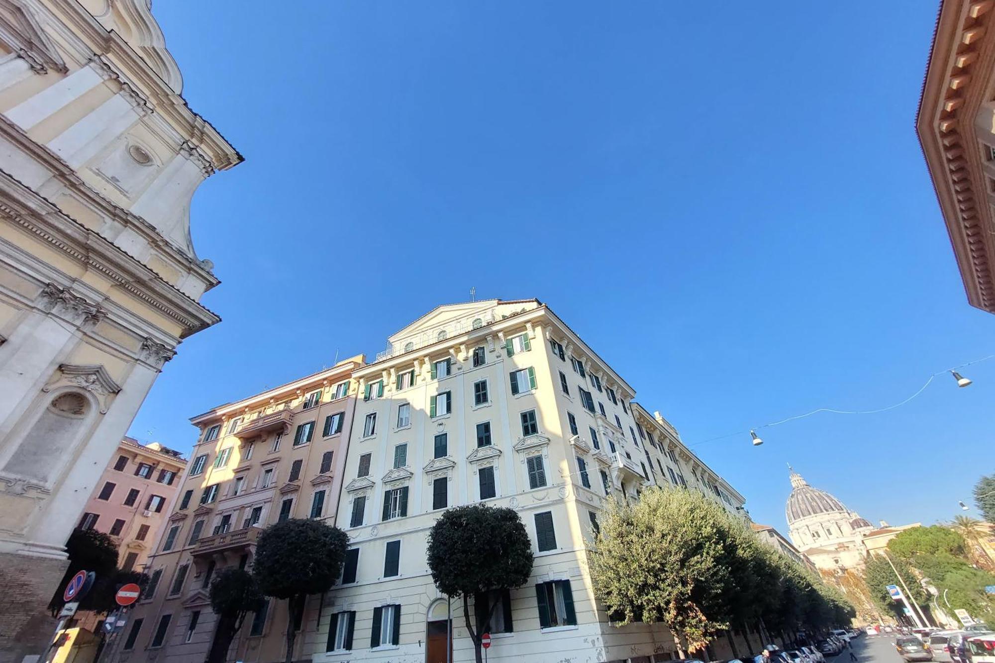 Vaticano 로마 외부 사진
