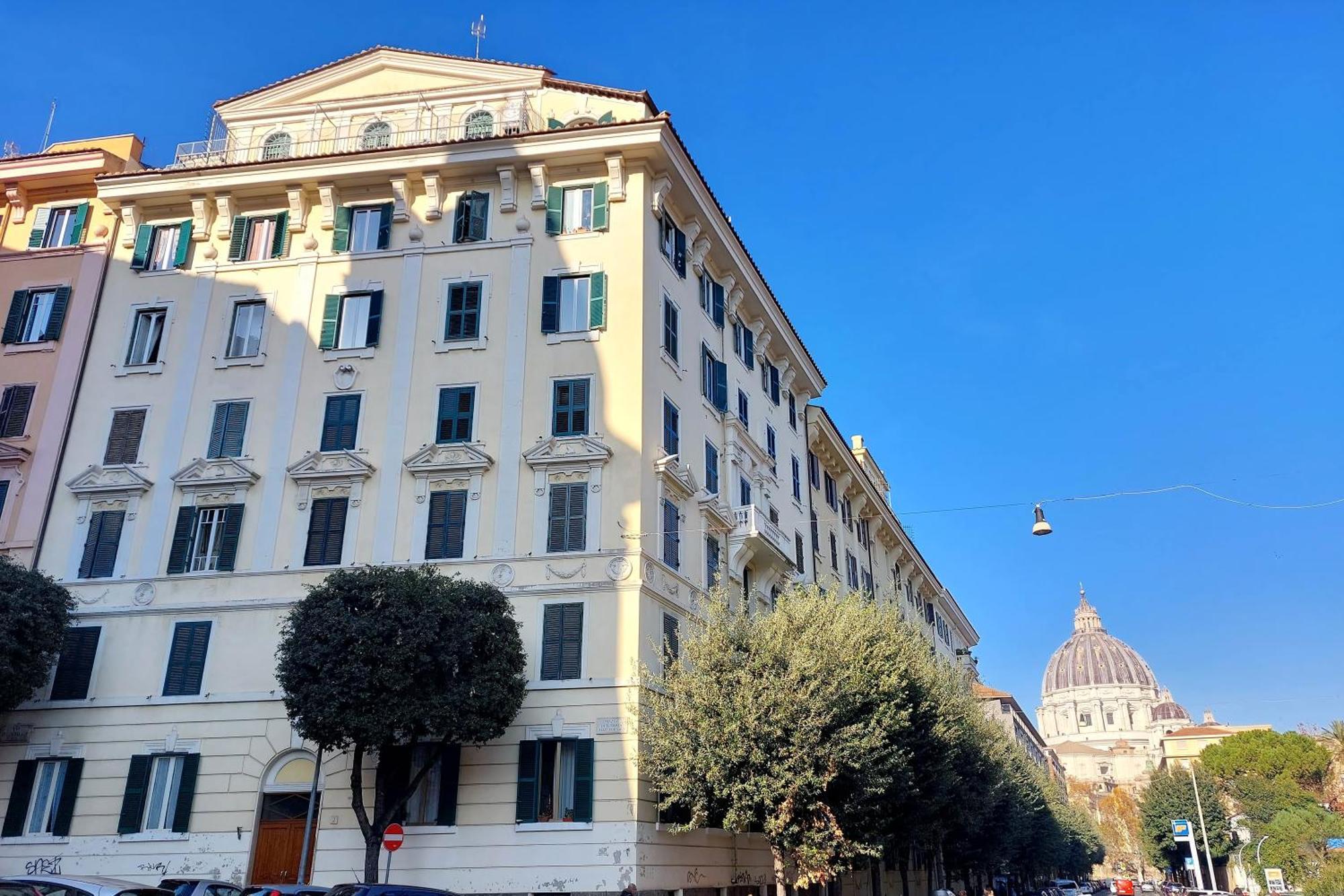 Vaticano 로마 외부 사진